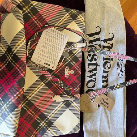 Brand new Vivienne Westwood tote bag with tags - Picture 4 of 4